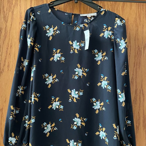 Top - Picture 2 of 2